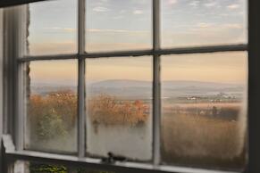 Whitbarrow Lodge Ridgestone
