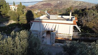 Stratigato Garden Getaway Near Chios Town