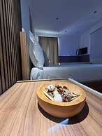 HOTEL MOVIDA