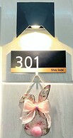 STAY JADE
