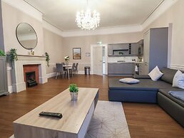 Central Vista Retreat
