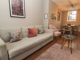 Ravenswood Penthouse