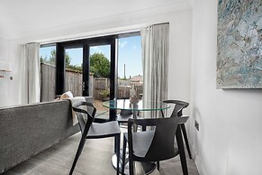 Newland Suite