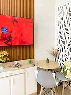 Warm Retreat at Shore 2 Residences