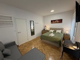 Rooms Don Ramon De La Cruz