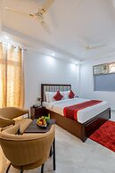 Hotel park Tree I Sec-63a I Noida