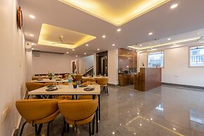 Hotel park Tree I Sec-63a I Noida