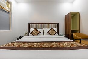 Hotel park Tree I Sec-63a I Noida