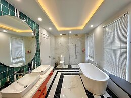 Santorini Diamond Villa Novaword