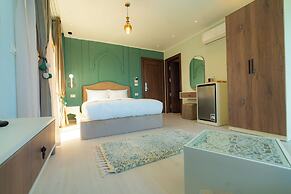 Aura Pyramids Boutique Hotel