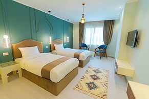 Aura Pyramids Boutique Hotel
