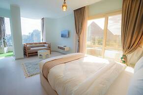 Aura Pyramids Boutique Hotel