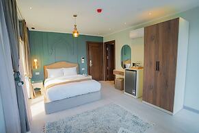 Aura Pyramids Boutique Hotel