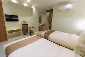 Aura Pyramids Boutique Hotel