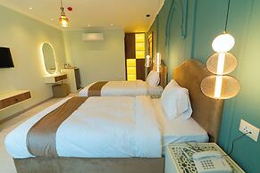 Aura Pyramids Boutique Hotel