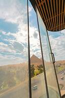 Aura Pyramids Boutique Hotel