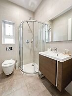 St.Julians Center Suites