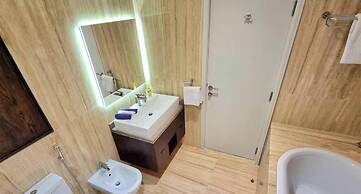 Premium Iconic Beachside JBR Stay