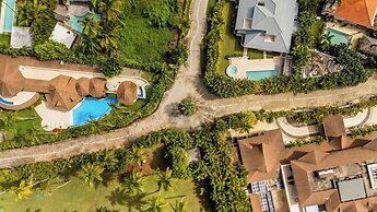 Lux Villa Playa Bonita