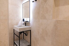Florette Suites