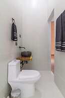 6BR w Jacuzzi  Private Baths Lleras