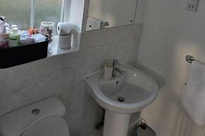 Garden - Pets - Parking - Wifi - Sleeps 2