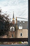 Beachside Stay - 4 Mins Walk - Free Parking