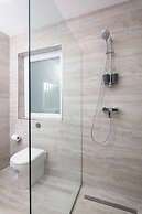 Chic Stylish Maisonette Near Tigne Point