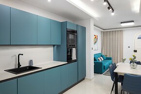 Chic Stylish Maisonette Near Tigne Point