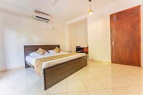 Roamer's ark villa