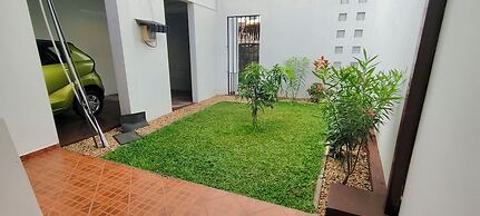 Roamer's ark villa