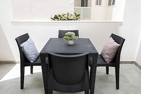 Modern Stylish 2BR With Balconies APT 1