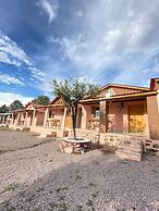 Copper canyon trail head inn