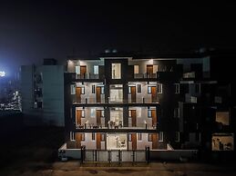Aerostays Studio Apartments
