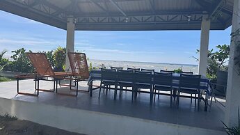 buddy's Beach House Sipalay