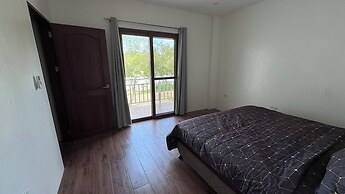 buddy's Beach House Sipalay