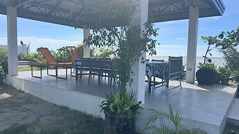 buddy's Beach House Sipalay
