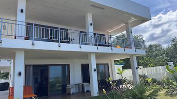 buddy's Beach House Sipalay