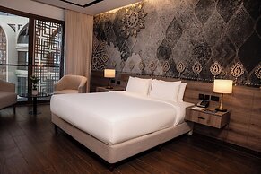 Golden Tulip Muscat The Village