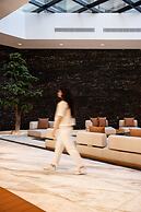 Golden Tulip Muscat The Village