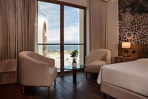 Golden Tulip Muscat The Village