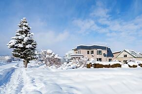 THE CRANE SANCTUARY KAMIFURANO