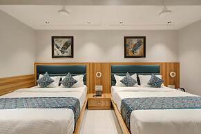Hotel Sparsh Town