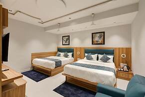 Hotel Sparsh Town
