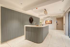 Hotel Sparsh Town
