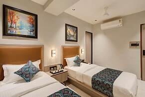 Hotel Sparsh Town