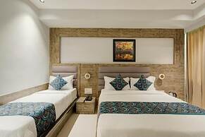 Hotel Sparsh Town