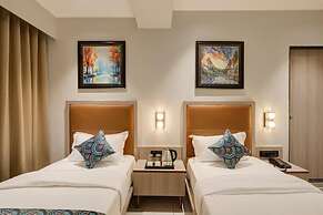 Hotel Sparsh Town