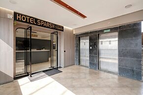 Hotel Sparsh Town