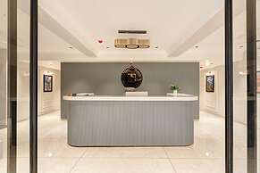 Hotel Sparsh Town